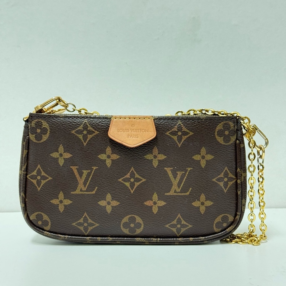 Monogram Multi Pochette Accessories Pouch.